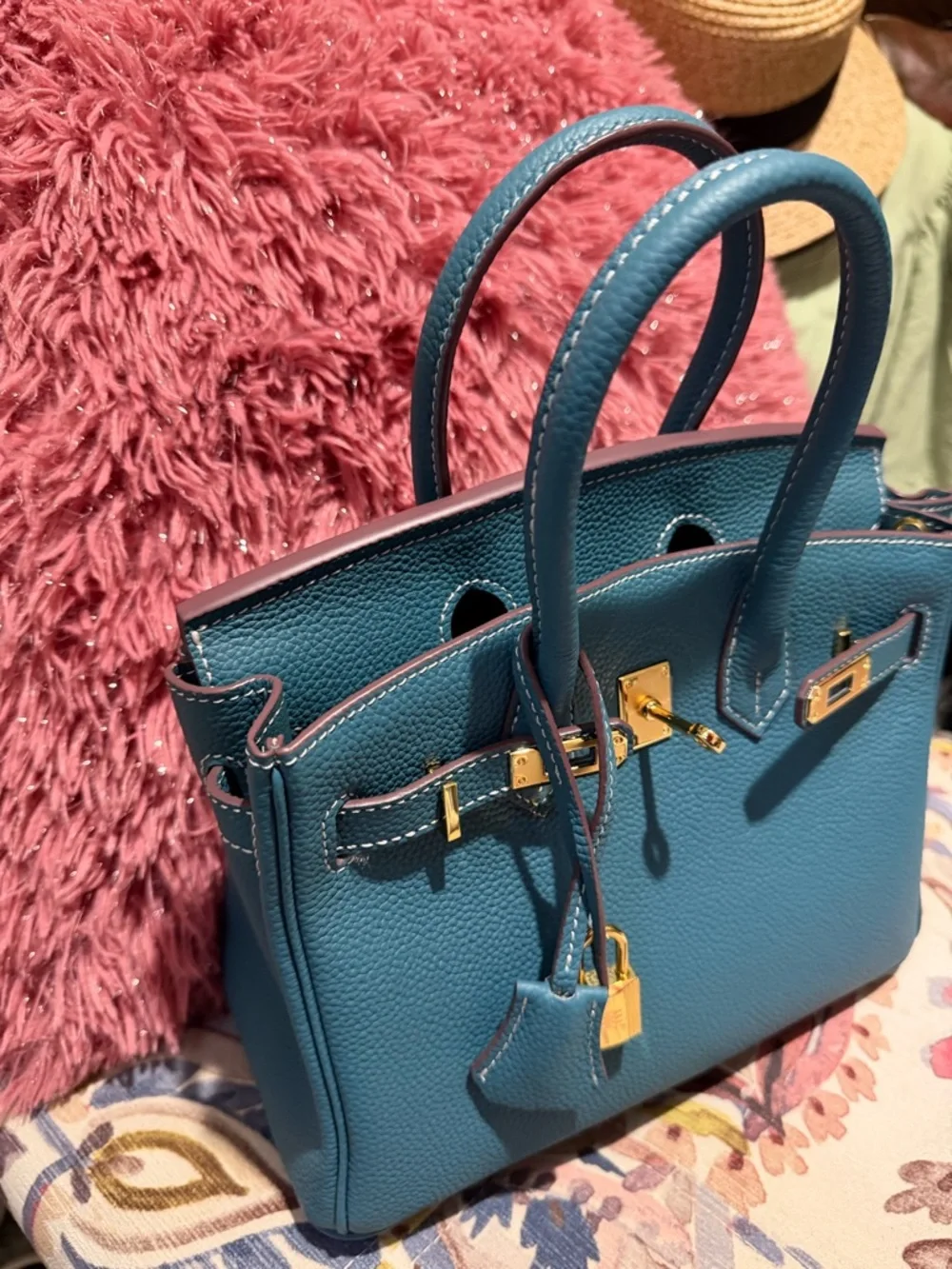 Structured Leather Tote Bag in Royal Blue with Gold Hardware - Picture 3 of 8